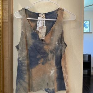 Hem & thread tie dye tank